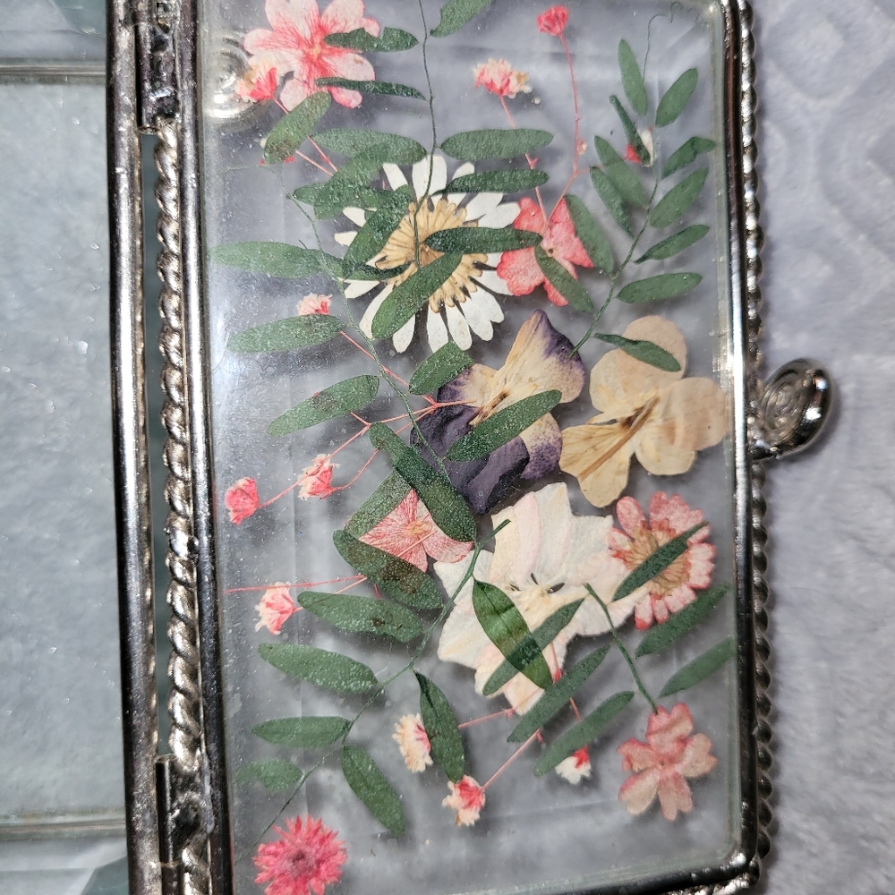 Amazing Pressed Flowers Beveled Glass Jewelry/Trinket Box - Picture 15 of 16